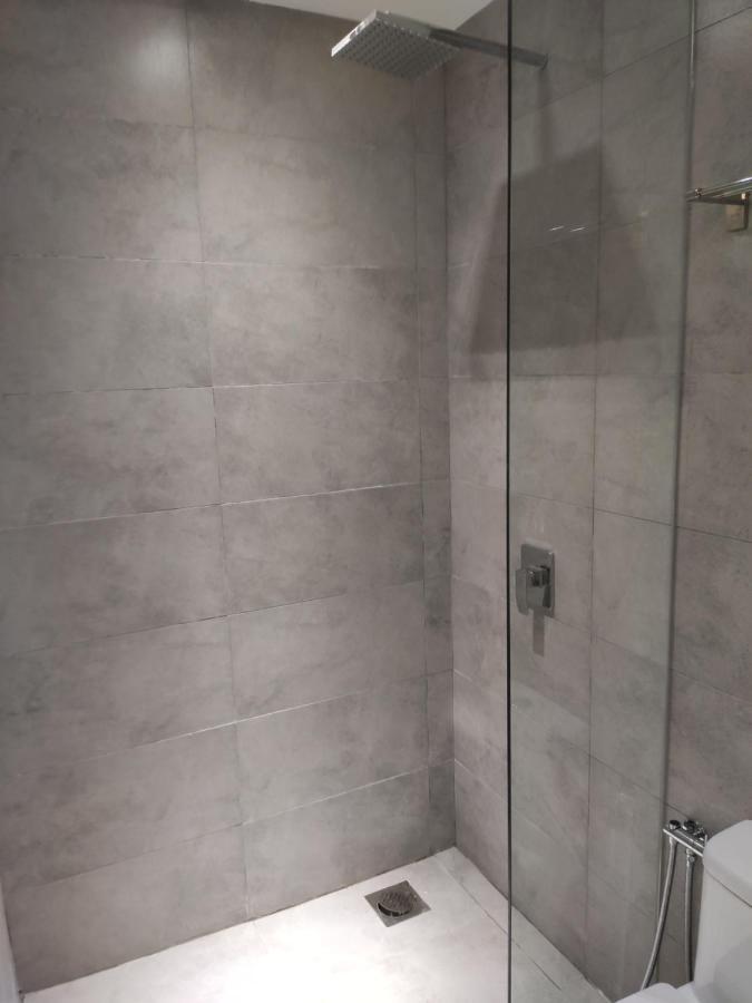 Hotel 99 Seri Kembangan Serdang Kültér fotó